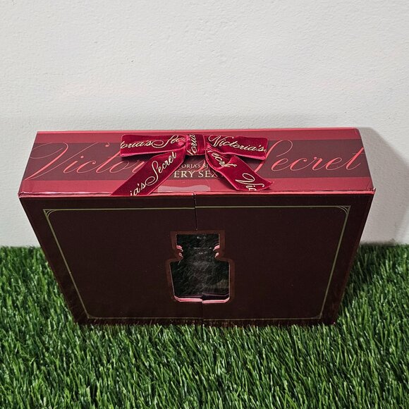 Victoria’s Secret Very Sexy 3 Piece Luxe Gift Set - 25164007 - Picture 3 of 5